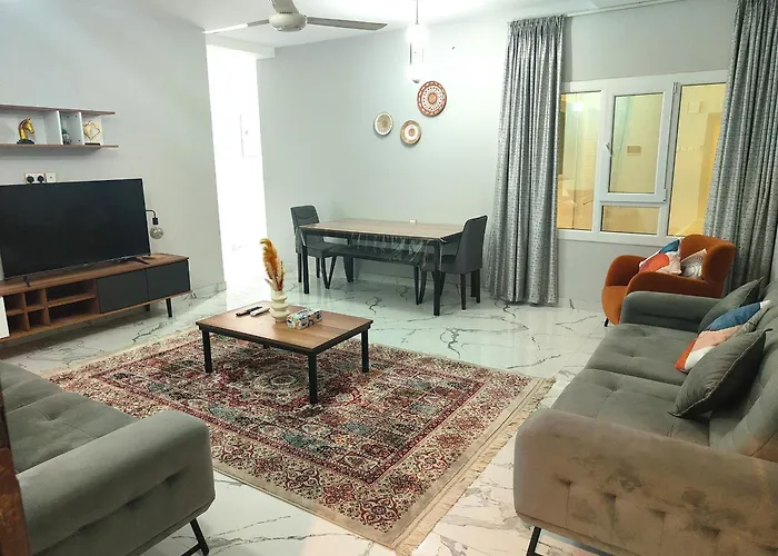Lovely 2Br In Heart Of Downtown.