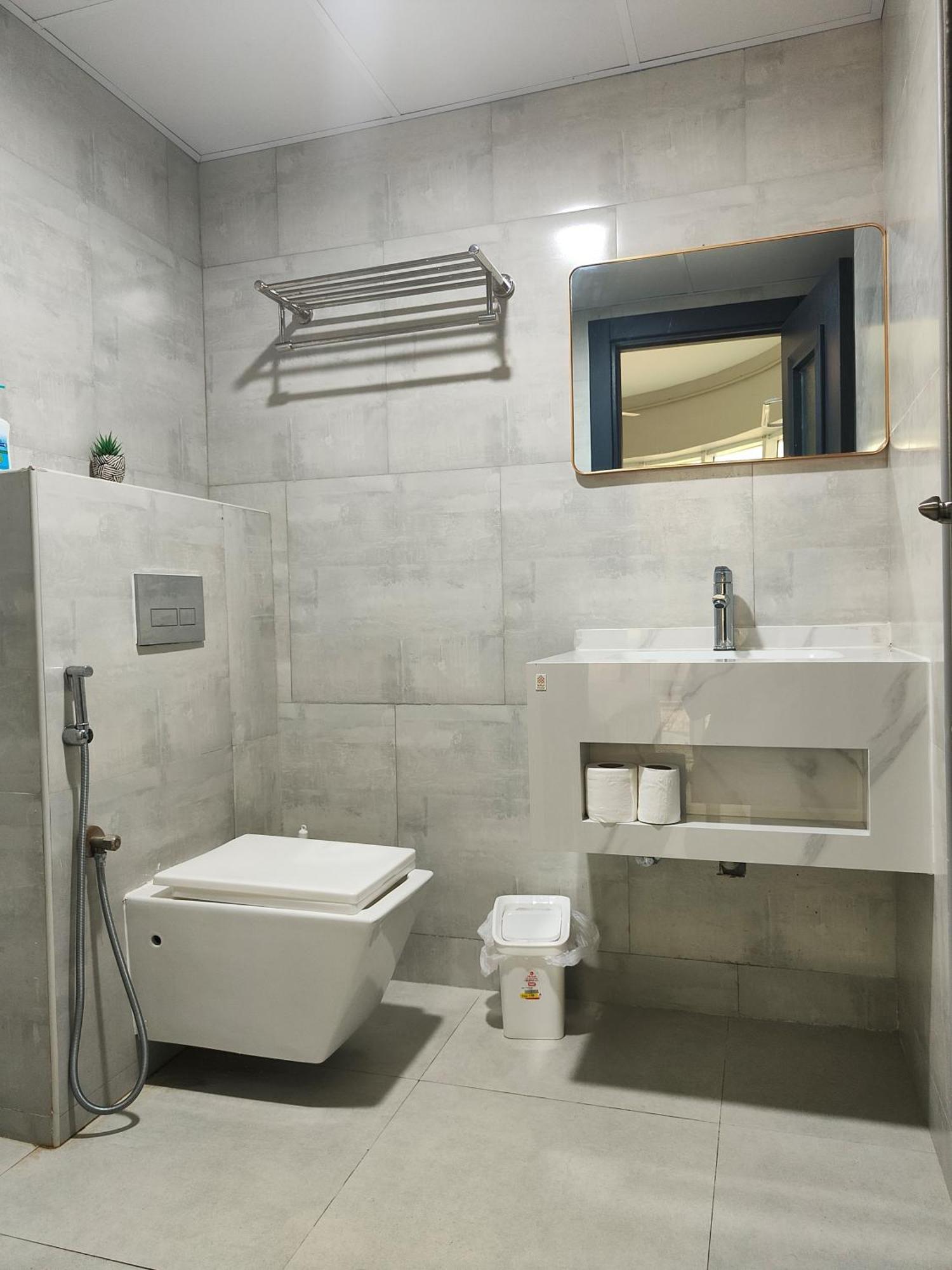 Lovely 2br In Heart Of Downtown. Muscat